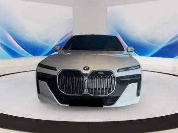 BMW 740d xDrive M Sport_TV_360_HUD_Masaj_Încalzire_Aux