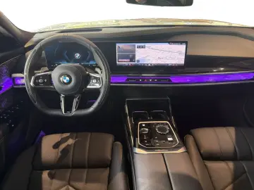 BMW 740d xDrive M Sport_TV_360_HUD_Masaj_Încalzire_Aux