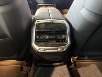 BMW 740d xDrive M Sport_TV_360_HUD_Masaj_Încalzire_Aux