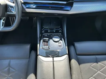 BMW i5 M60 xDrive DA&PAProf. Head-Up Harman Kardon