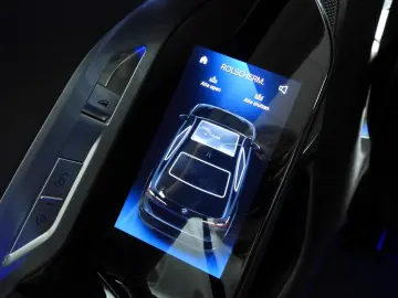 BMW i7 xDrive60 106 kWh   LED   HUD   Active cruise
