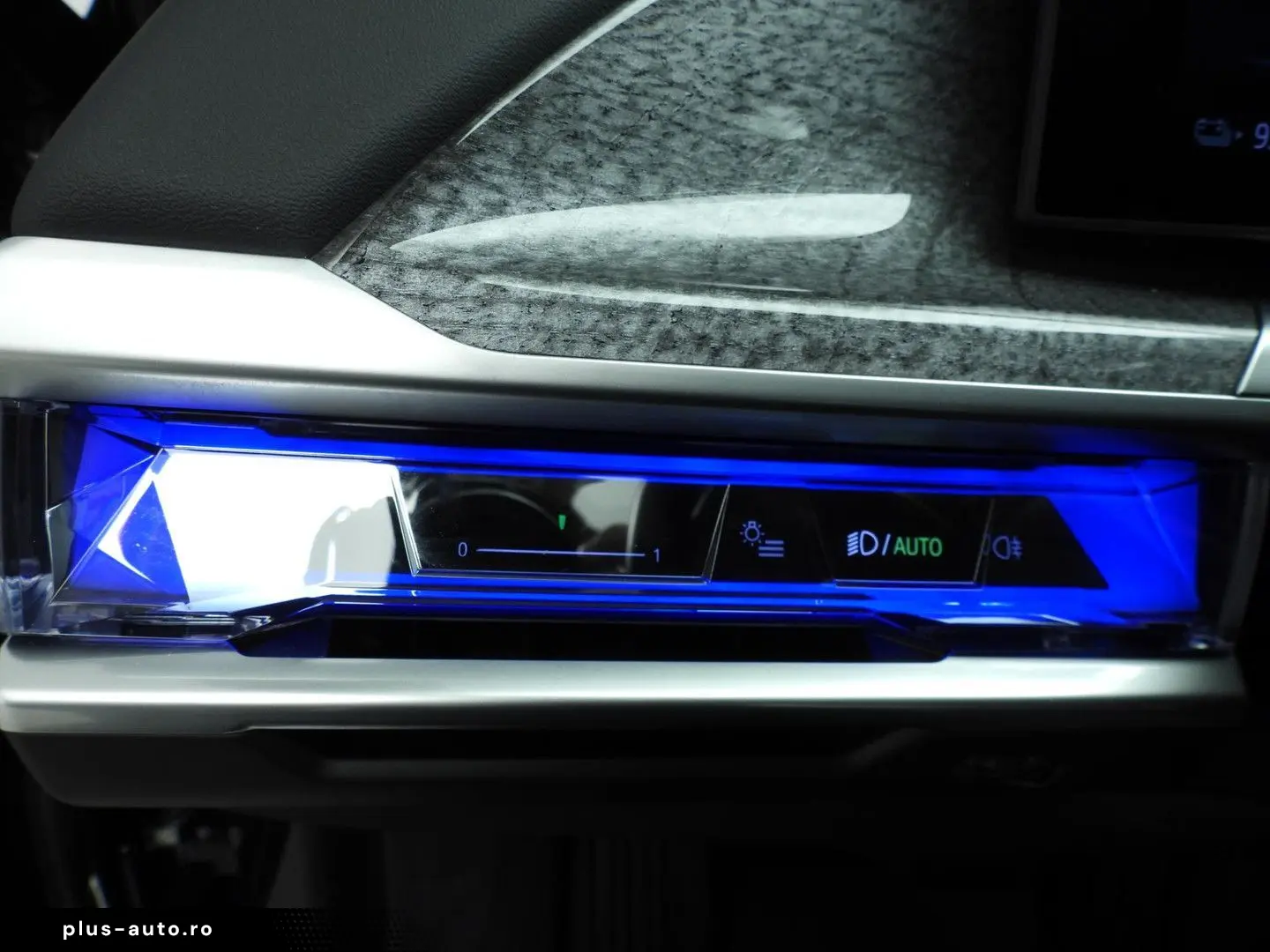 BMW i7 xDrive60 106 kWh   LED   HUD   Active cruise