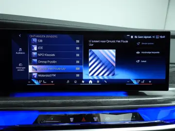 BMW i7 xDrive60 106 kWh   LED   HUD   Active cruise