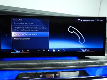 BMW i7 xDrive60 106 kWh   LED   HUD   Active cruise