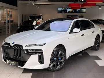 BMW i7 xD 60 M Sport PanoSKY Aut-Türen TheatreScreen