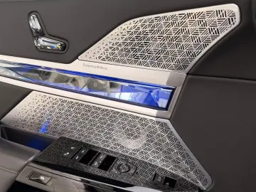 BMW i7 xD 60 M Sport PanoSKY Aut-Türen TheatreScreen