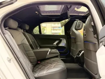 BMW i7 xD 60 M Sport PanoSKY Aut-Türen TheatreScreen