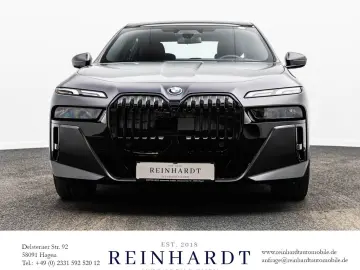 BMW i7 xDRIVE 60e M SPORT ICONIC ACC PANO SKY-L B&W