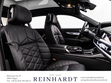 BMW i7 xDRIVE 60e M SPORT ICONIC ACC PANO SKY-L B&W