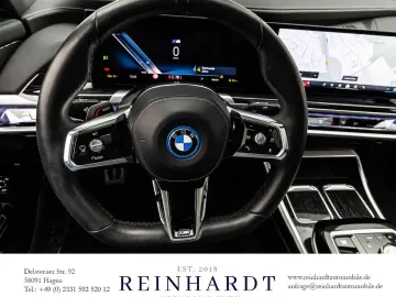 BMW i7 xDRIVE 60e M SPORT ICONIC ACC PANO SKY-L B&W