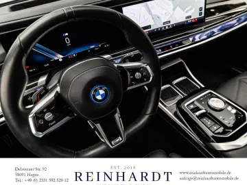 BMW i7 xDRIVE 60e M SPORT ICONIC ACC PANO SKY-L B&W