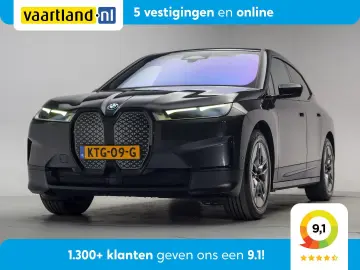 BMW iX xDrive40 High Executive 70 kWh [ Panorama Led