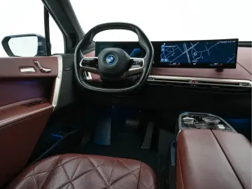 BMW iX xDrive40 High Executive 77 kWh AWD [ 3-Fase-1