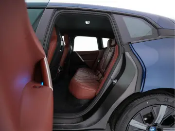 BMW iX xDrive40 High Executive 77 kWh AWD [ 3-Fase-1