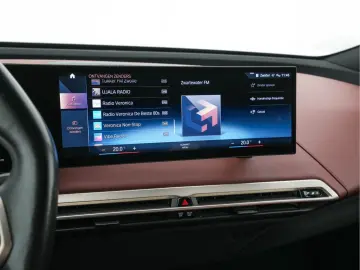 BMW iX xDrive40 High Executive 77 kWh AWD [ 3-Fase-1