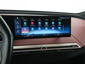 BMW iX xDrive40 High Executive 77 kWh AWD [ 3-Fase-1