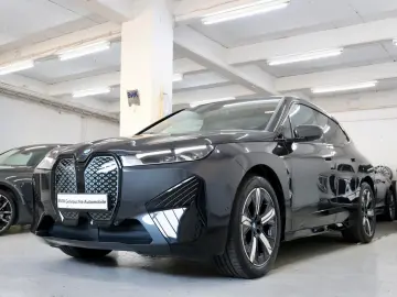 BMW iX 40 Sport Keyless-Go Leder Driving As Pro. H&K