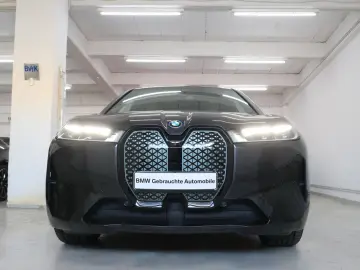 BMW iX 40 Sport Keyless-Go Leder Driving As Pro. H&K
