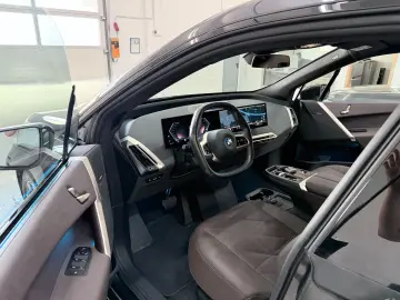 BMW iX 40 Sport Keyless-Go Leder Driving As Pro. H&K