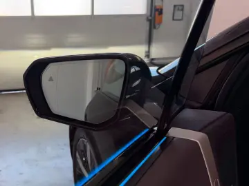 BMW iX 40 Sport Keyless-Go Leder Driving As Pro. H&K