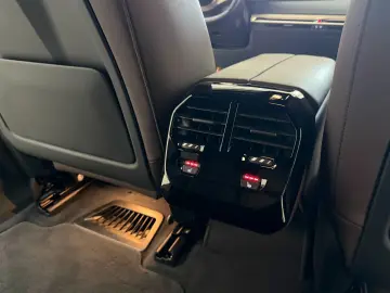 BMW iX 40 Sport Keyless-Go Leder Driving As Pro. H&K