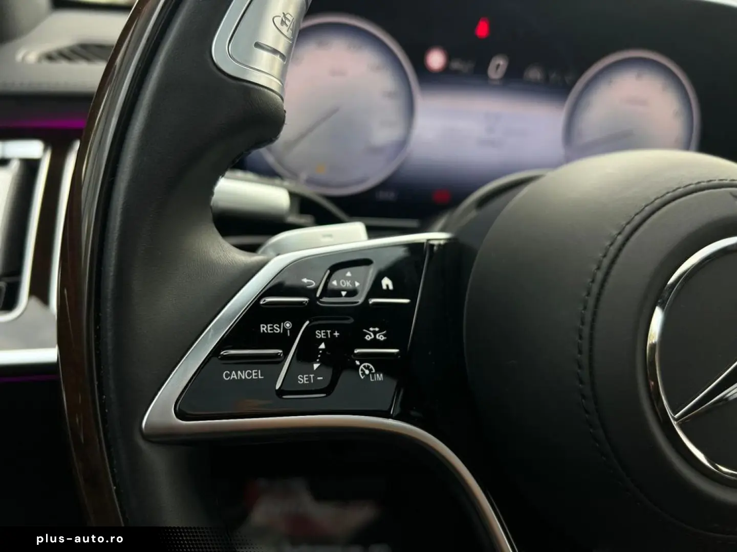 Mercedes-Benz S