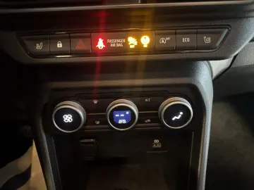 DACIA Jogger Expression 100 TCe mit  Apple CarPlay Kli