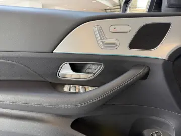 MERCEDES-BENZ GLE 350 e 4Matic AMG KAMERA MULTIBEAM DAB MBUX