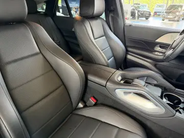 MERCEDES-BENZ GLE 350 e 4Matic AMG KAMERA MULTIBEAM DAB MBUX