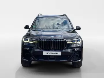 BMW X7 xDrive40d M Sport AHK Inno Pano Standhzg H K