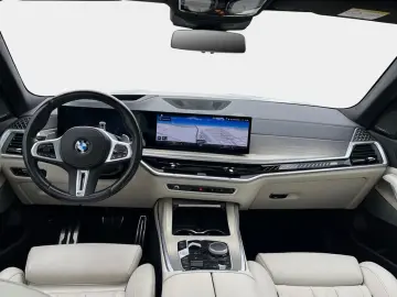 BMW X7 M60i  M Sport Pro  Pano 6-Sitzer