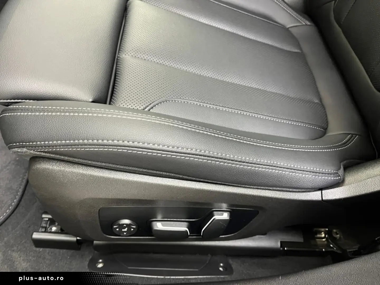 BMW 320d xDrive M Sport Pro ACC Individual Inno HUD