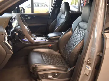 AUDI SQ7 4.0TFSI Quattro Compet.Plus Laser~Soft~22
