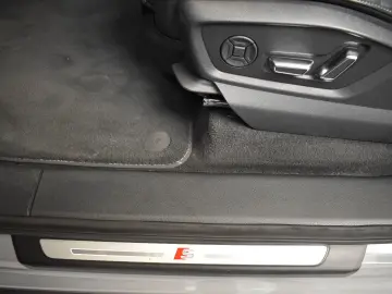 AUDI SQ7 4.0TFSI Quattro Compet.Plus Laser~Soft~22