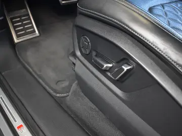 AUDI SQ7 4.0TFSI Quattro Compet.Plus Laser~Soft~22