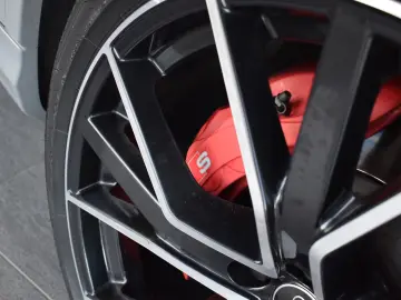 AUDI SQ7 4.0TFSI Quattro Compet.Plus Laser~Soft~22