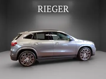 MERCEDES-BENZ GLA 200d AMG-Plus NIGHT Kam MB-LED AHK MBUX