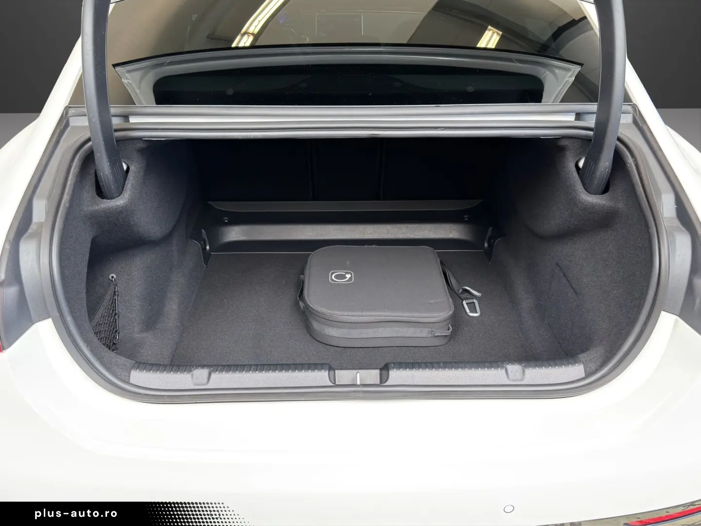 MERCEDES-BENZ EQE 350   AMG Ext. Airmatic Pano AHK