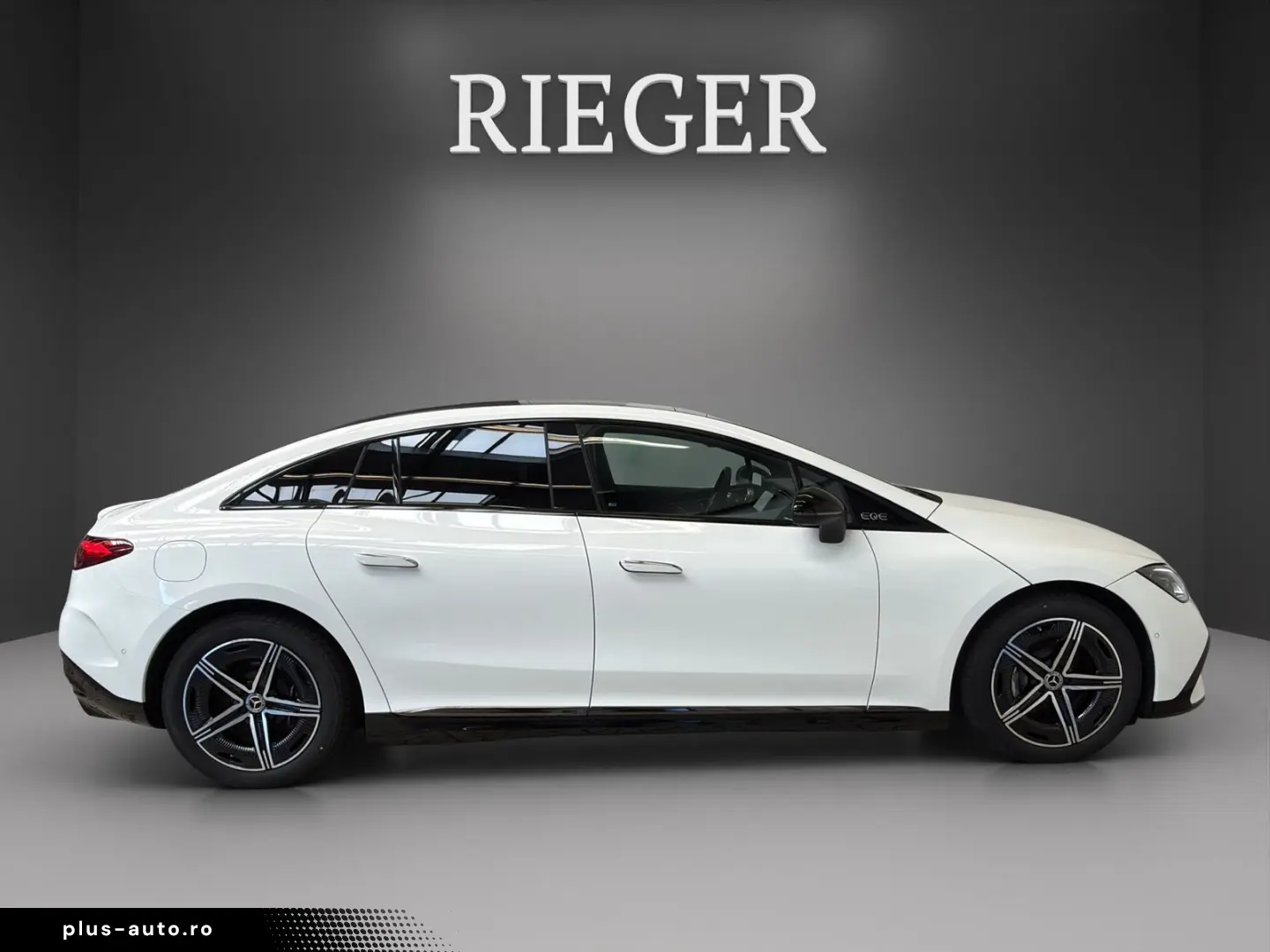 MERCEDES-BENZ EQE 350   AMG Ext. Airmatic Pano AHK