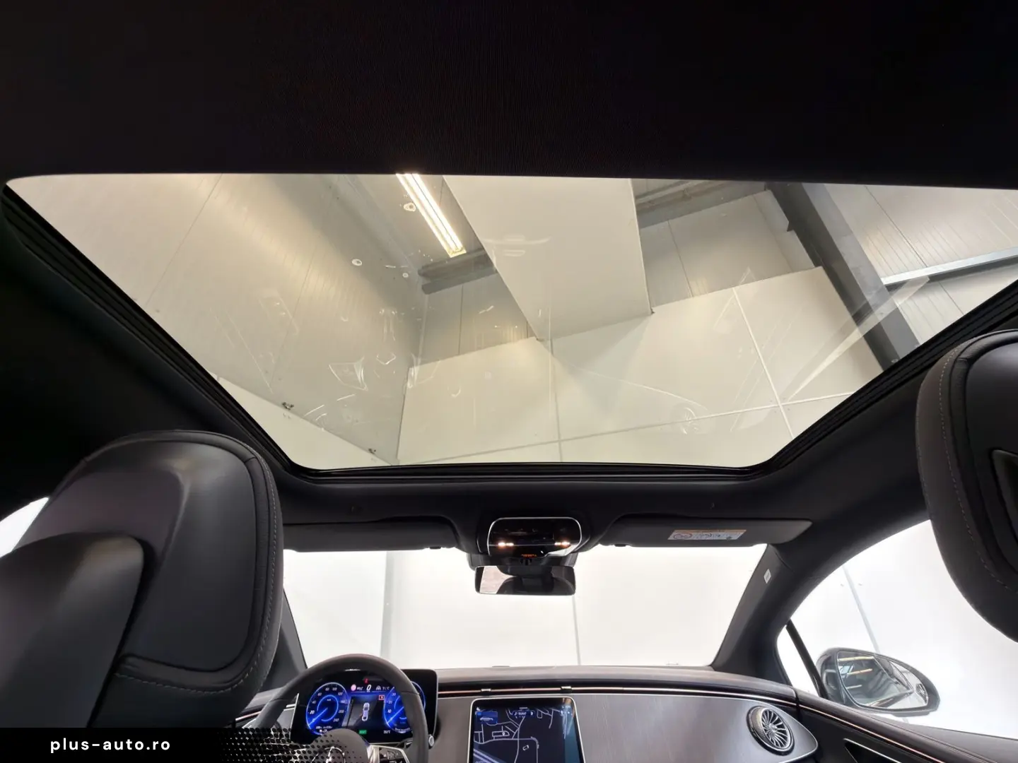 MERCEDES-BENZ EQE 350   AMG Ext. Airmatic Pano AHK
