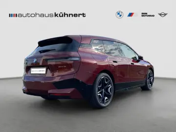 BMW iX xDrive40 Sky Lounge ACC Laser PanoSD SpurAss