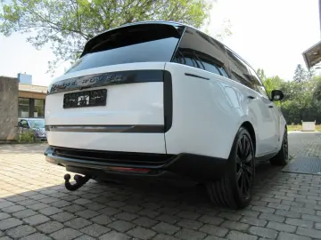 LAND ROVER NEW P460e AUTOBIOGRAPHY SV BLACK BESPOKE eAHK 22