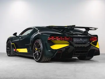 BUGATTI DIVO   1of5 EXPOSEDCARBON   1of40