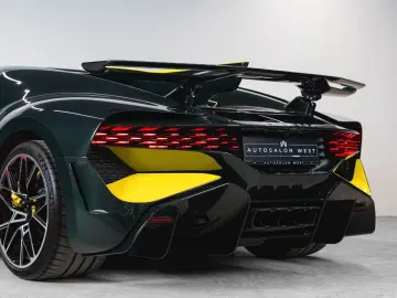 BUGATTI DIVO   1of5 EXPOSEDCARBON   1of40