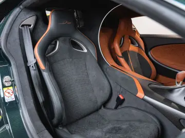 BUGATTI DIVO   1of5 EXPOSEDCARBON   1of40