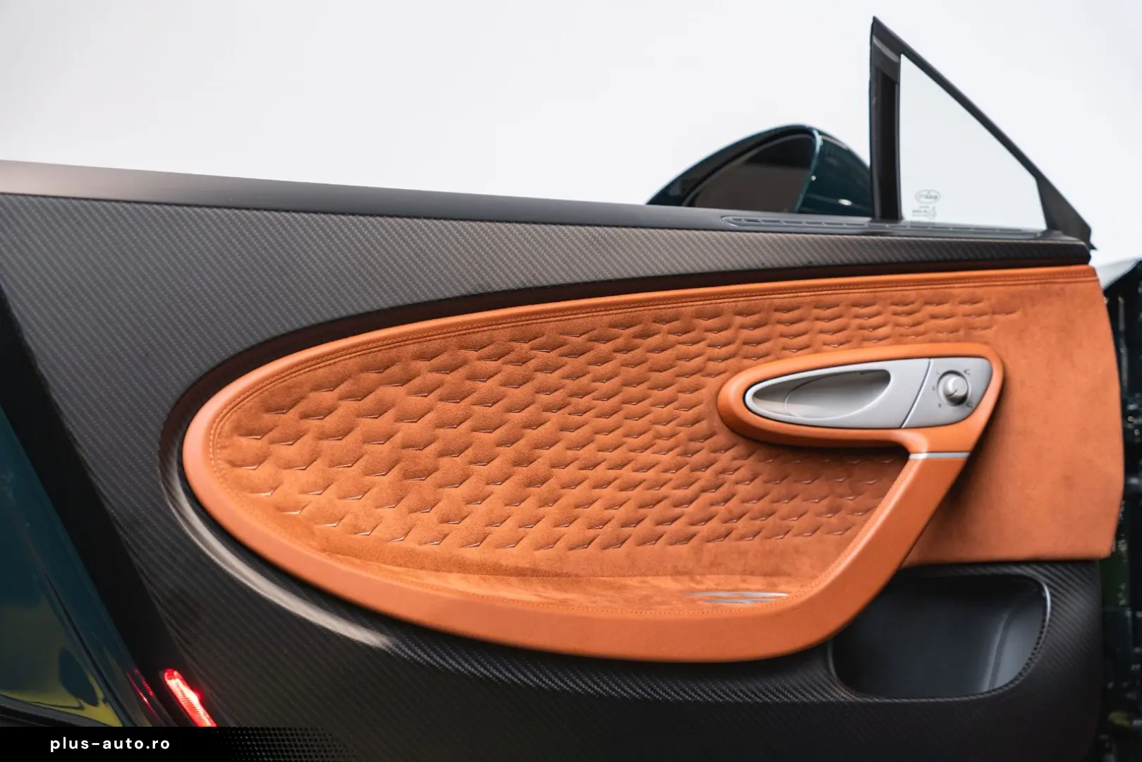 BUGATTI DIVO   1of5 EXPOSEDCARBON   1of40