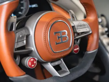BUGATTI DIVO   1of5 EXPOSEDCARBON   1of40