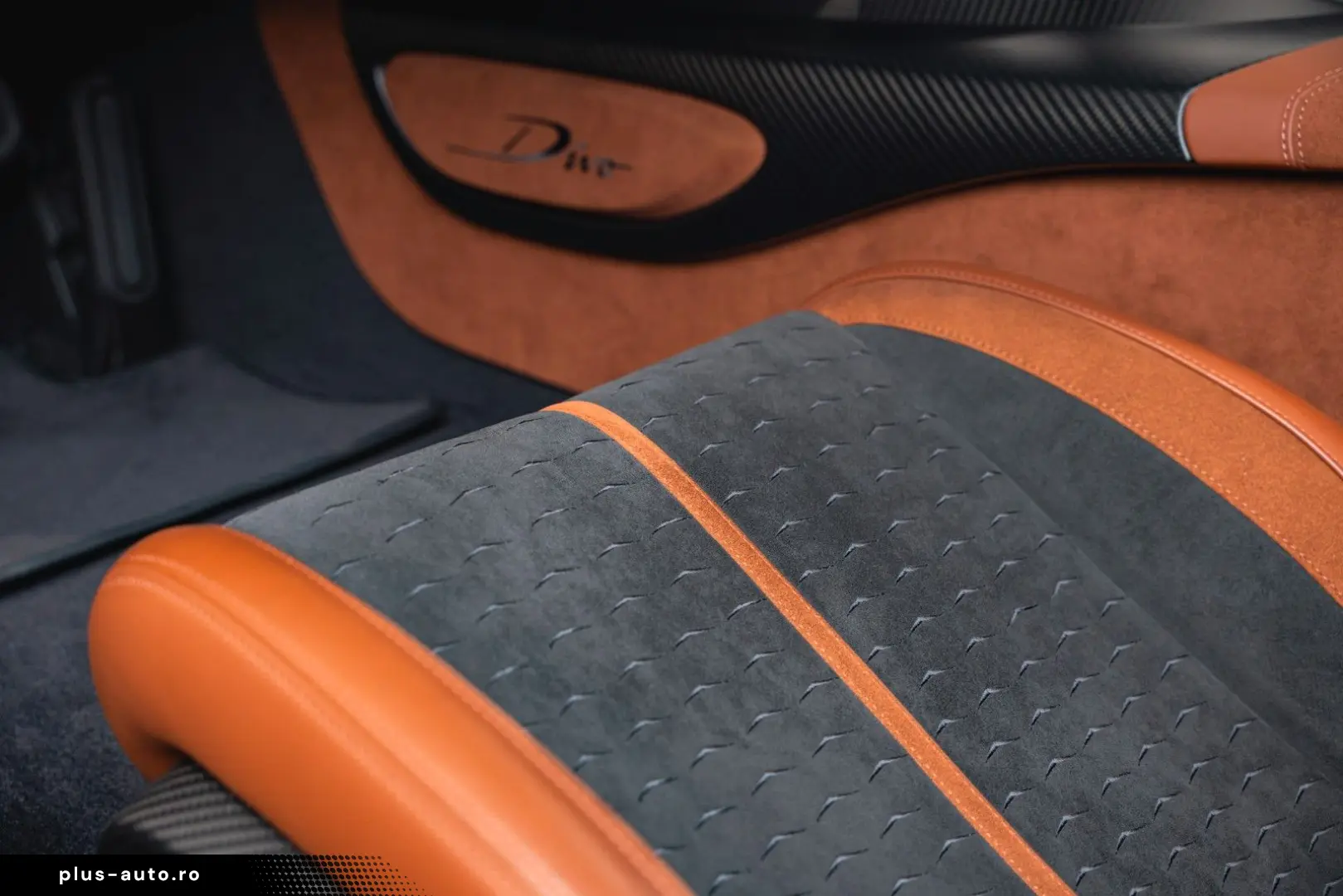 BUGATTI DIVO   1of5 EXPOSEDCARBON   1of40