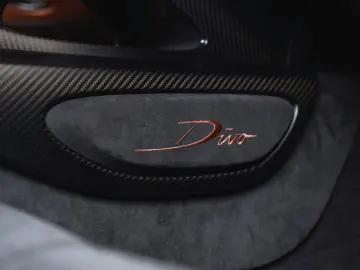BUGATTI DIVO   1of5 EXPOSEDCARBON   1of40
