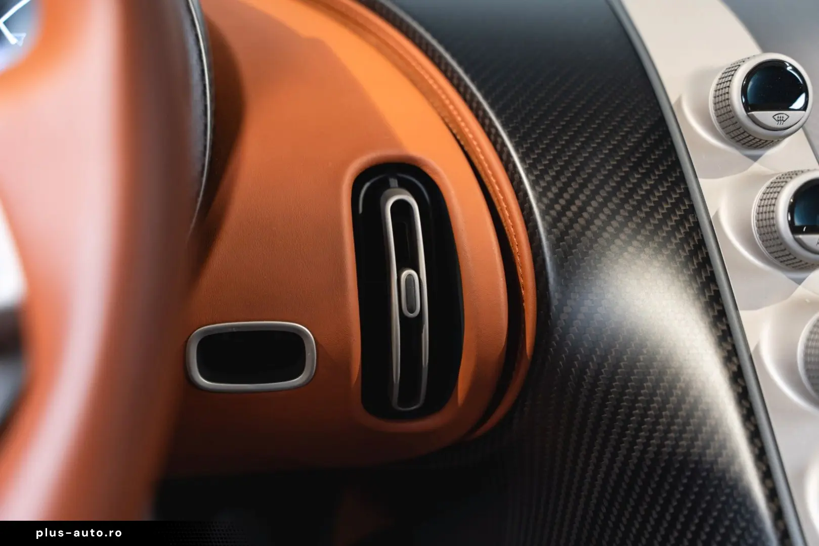 BUGATTI DIVO   1of5 EXPOSEDCARBON   1of40